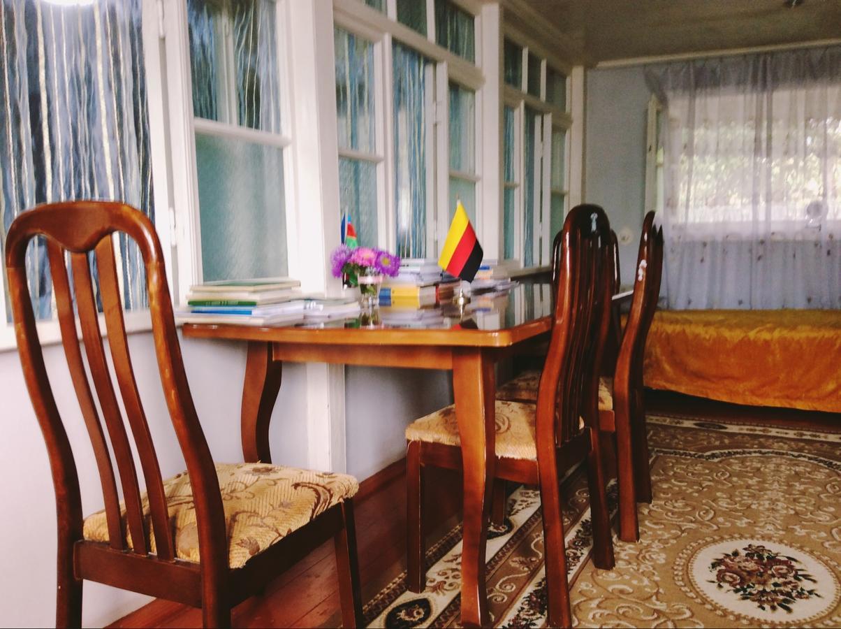 House On Ashiq Cuma Street 8 Bed & Breakfast Şǝki Dış mekan fotoğraf