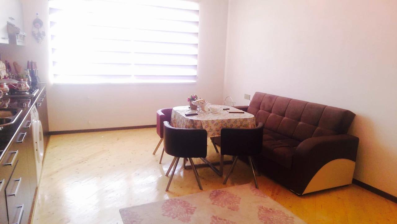 House On Ashiq Cuma Street 8 Bed & Breakfast Şǝki Dış mekan fotoğraf
